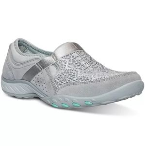 Skechers Relaxed Fit: Breathe Easy
